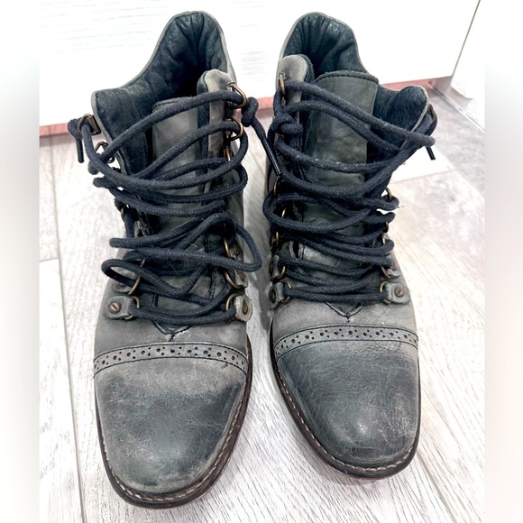 Free People: We The Free Boots - Picture 1 of 7